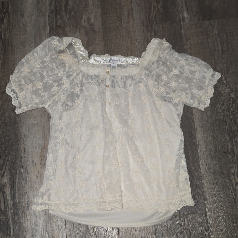 Ultra Pink Cream Lace Blouse